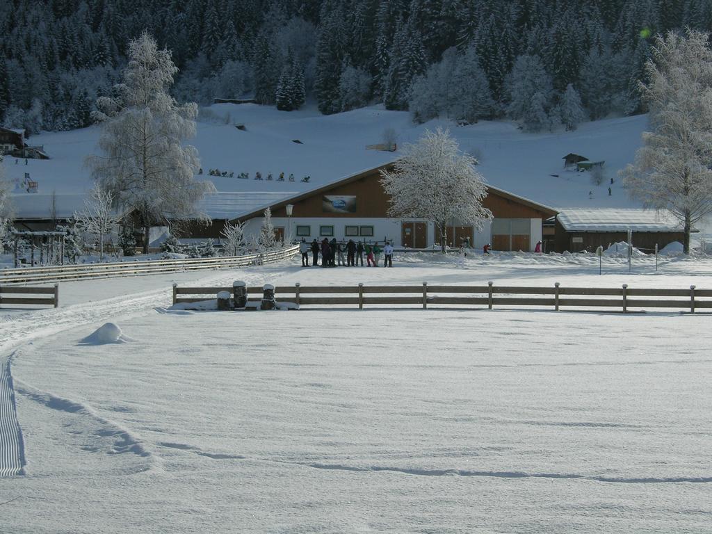 ווסטנדורף Hotel Alpenhof מראה חיצוני תמונה